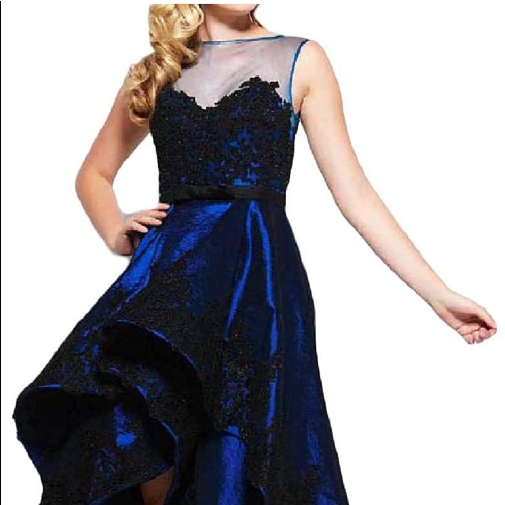 Women’s High/Low Ball Royal Blue Gown - Plus Size - Size 20.